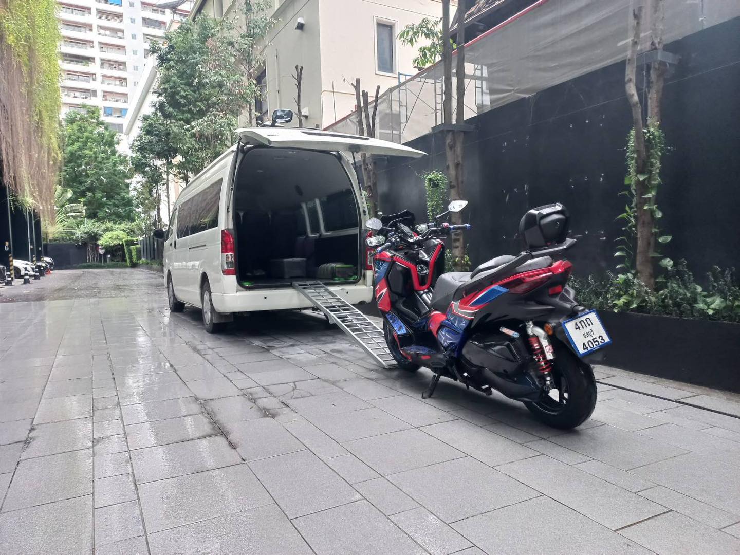 Private Motorcycle Transport – VIP Delivery for Your Bike
