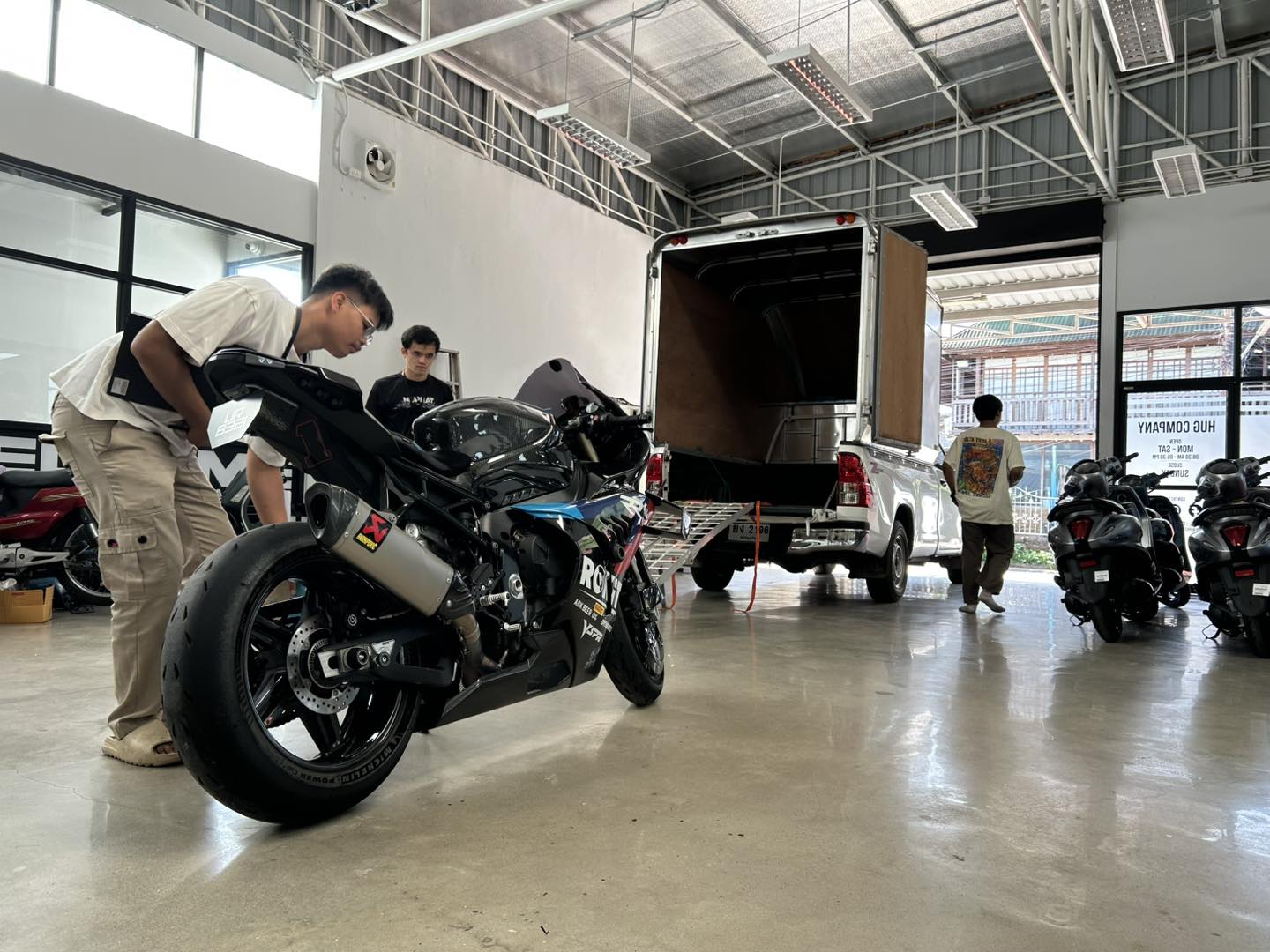 บริการขนส่งรถมอเตอร์ไซค์ พัทยา – หัวหิน – ภูเก็ต