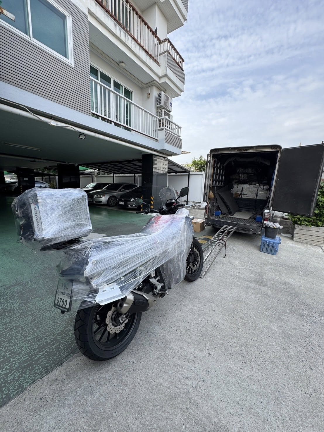 ขนส่งบิ๊กไบค์ CB 500